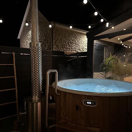 Le Lodge Spa Saint-Laurent-d'Andenay Dış mekan fotoğraf