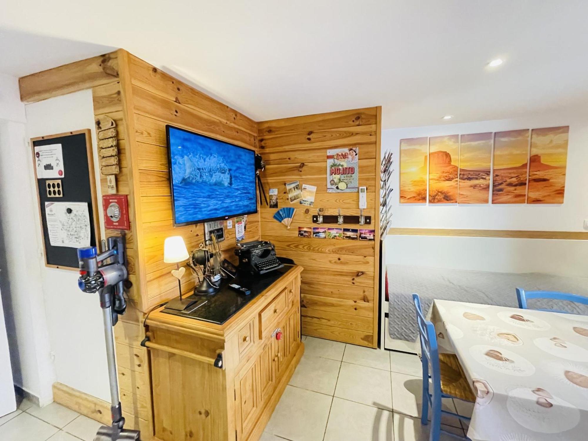 Le Lodge Spa Saint-Laurent-d'Andenay Dış mekan fotoğraf