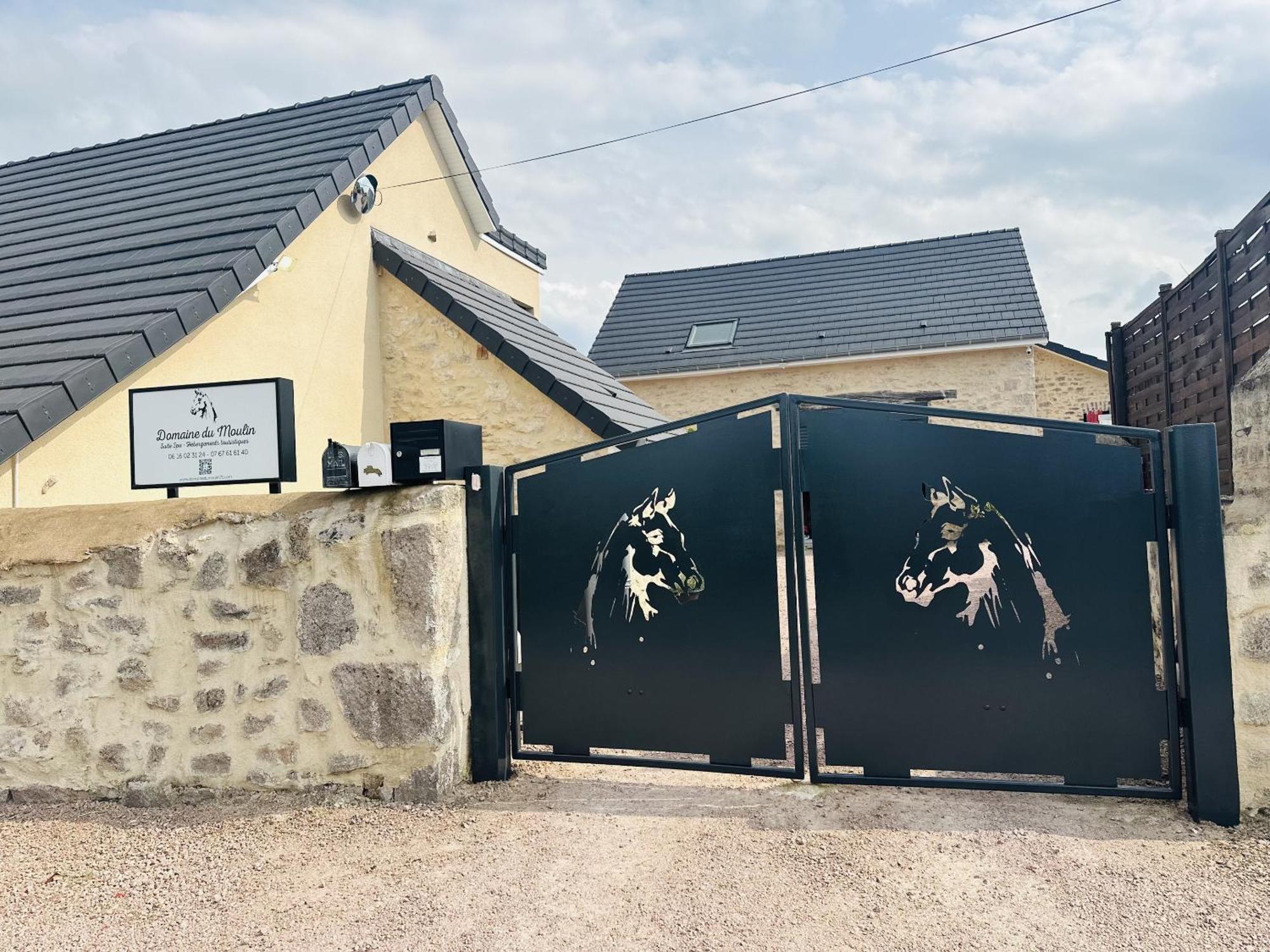 Le Lodge Spa Saint-Laurent-d'Andenay Dış mekan fotoğraf
