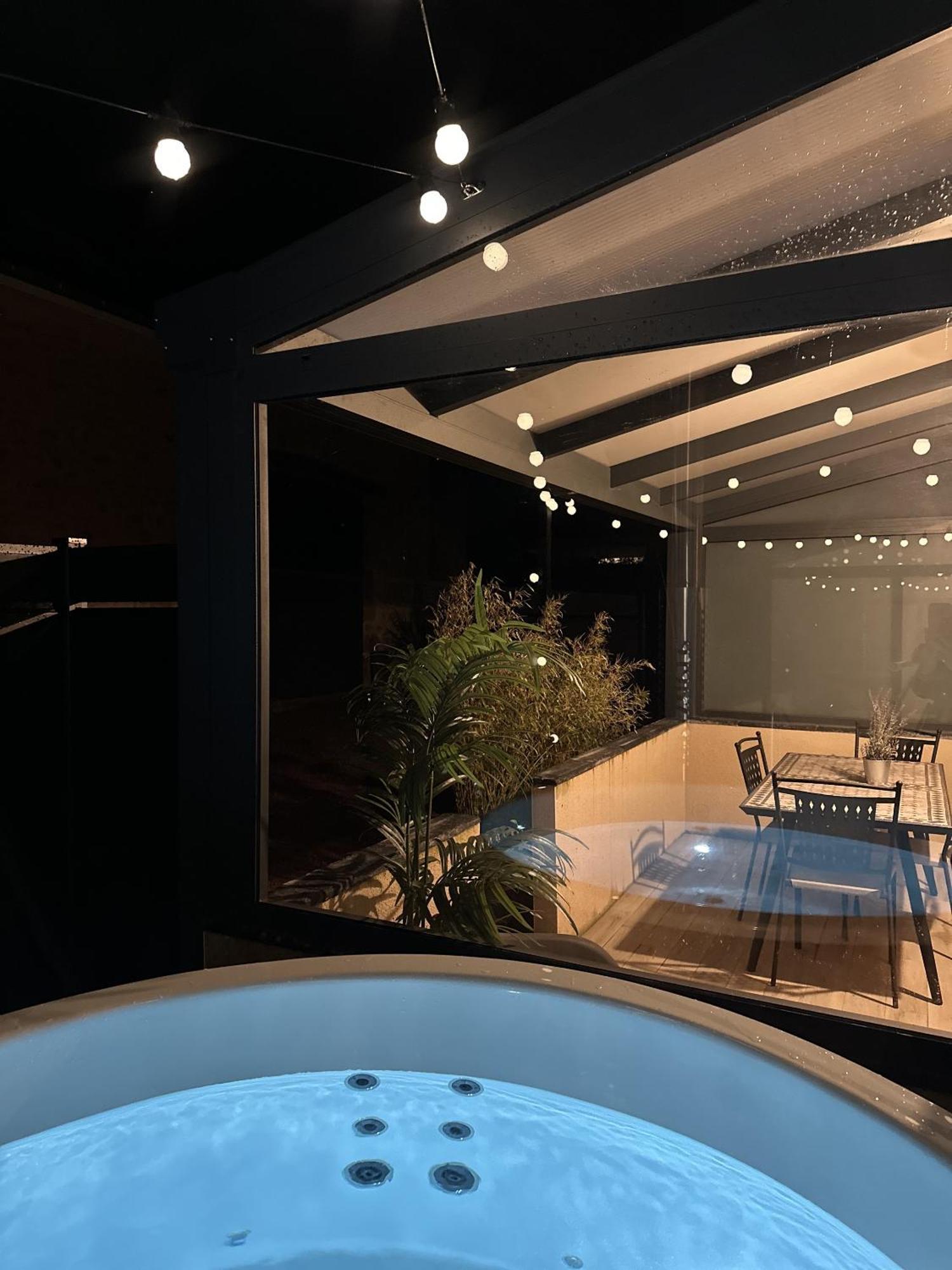Le Lodge Spa Saint-Laurent-d'Andenay Dış mekan fotoğraf